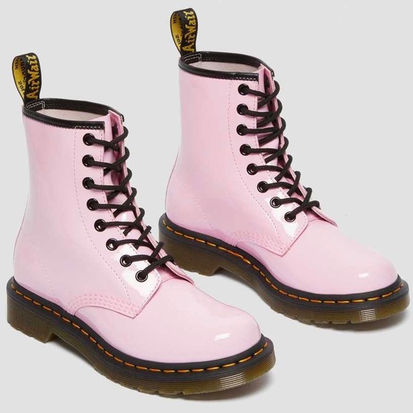 DR MARTENS 1460 W Patent Leather Lace Up Boots in Pale Pink Women's 9 NIB - Picture 3 of 16